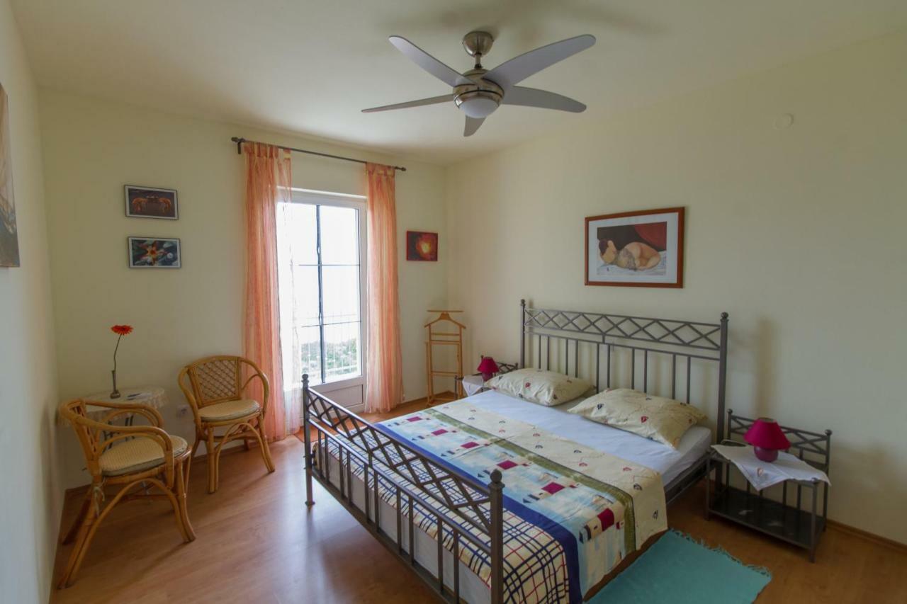Apartments Ivana Ravni Luaran gambar